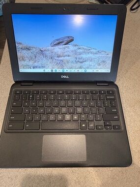 Dell Chromebook 11 3100 11.6" 16GB N4020, Black Non Touchscreen w/Case & Charger